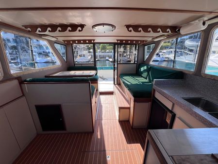 Pacifica Flybridge image