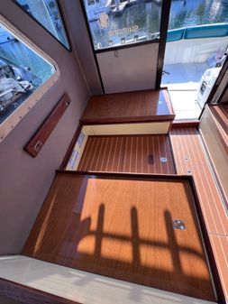 Pacifica Flybridge image