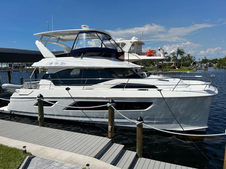 Aquila 44 Yacht image