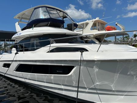 Aquila 44 Yacht image