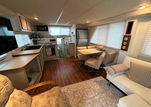 Gibson 50 Cabin Yacht image