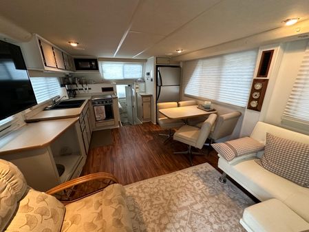 Gibson 50 Cabin Yacht image