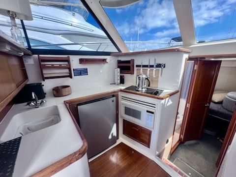 Riviera 33 Open Flybridge image