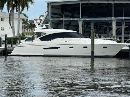 Tiara Yachts 5800 Sovran image