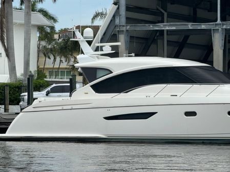 Tiara Yachts 5800 Sovran image