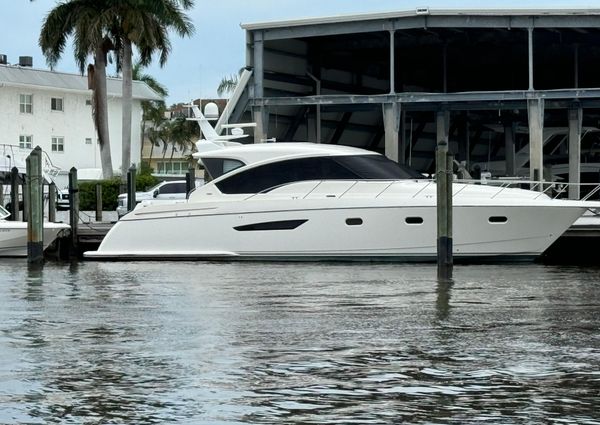 Tiara-yachts 5800-SOVRAN image