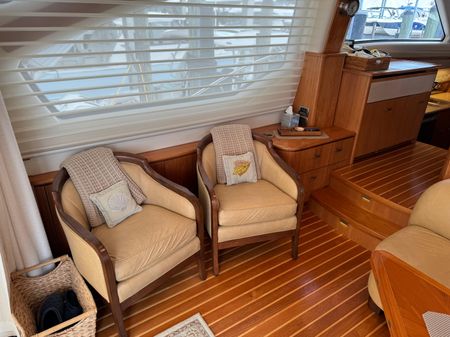 Tiara Yachts 5800 Sovran image