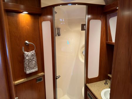 Tiara Yachts 5800 Sovran image