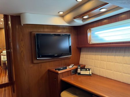 Tiara Yachts 5800 Sovran image