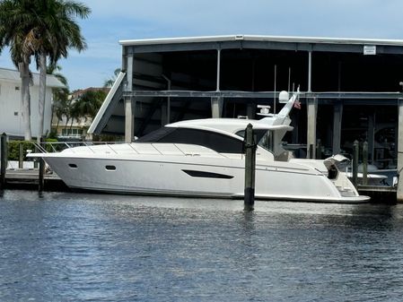 Tiara Yachts 5800 Sovran image