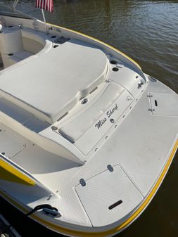 Rinker 246-CAPTIVA-BOWRIDER image