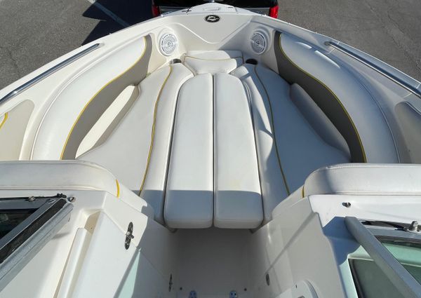 Rinker 246-CAPTIVA-BOWRIDER image