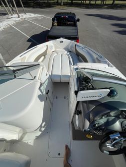 Rinker 246-CAPTIVA-BOWRIDER image