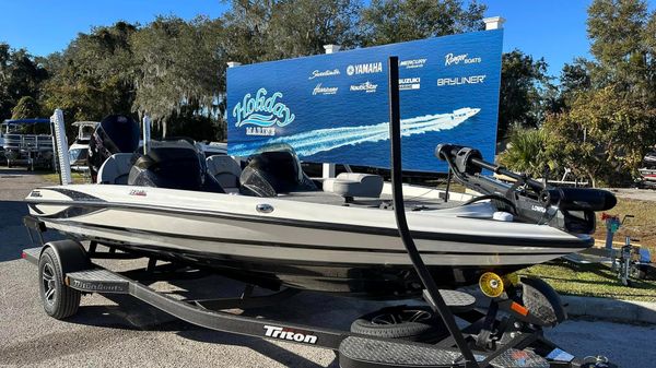 Triton 18 TRX