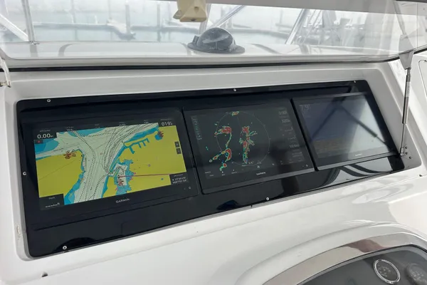 Viking 55-CONVERTIBLE image