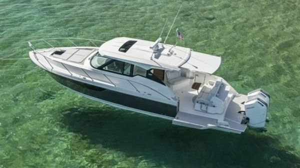 Tiara Yachts 43 LE 