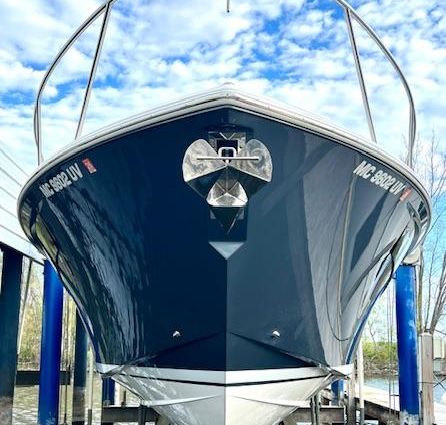 Tiara Yachts 43 LE image