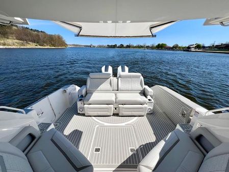 Tiara Yachts 43 LE image