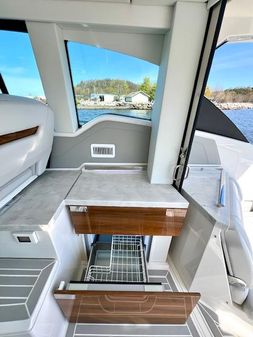 Tiara Yachts 43 LE image