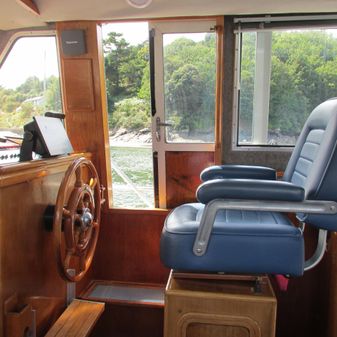 Aquastar OCEANRANGER-38-AFT-CABIN image