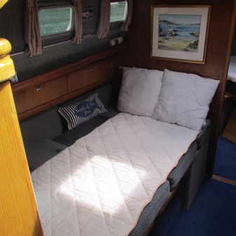 Aquastar OCEANRANGER-38-AFT-CABIN image