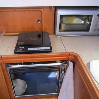 Aquastar OCEANRANGER-38-AFT-CABIN image