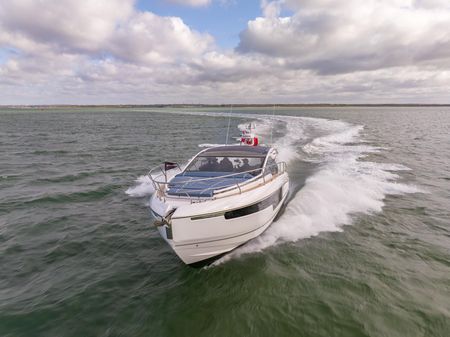 Fairline TARGA-40 image