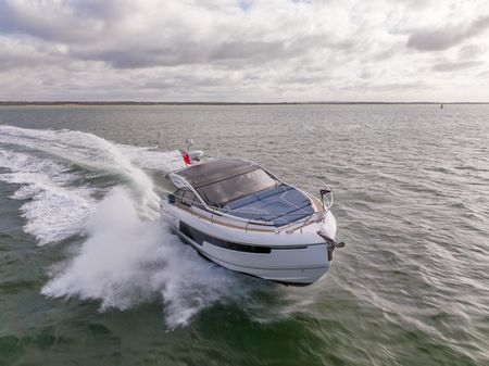 Fairline TARGA-40 image