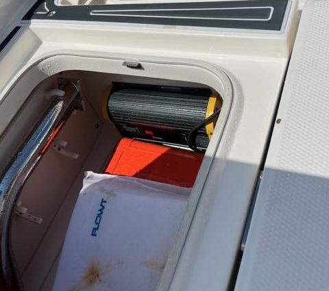 Robalo 246 Cayman image