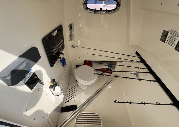 Boston Whaler 280 Outrage image