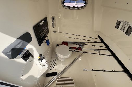 Boston Whaler 280 Outrage image