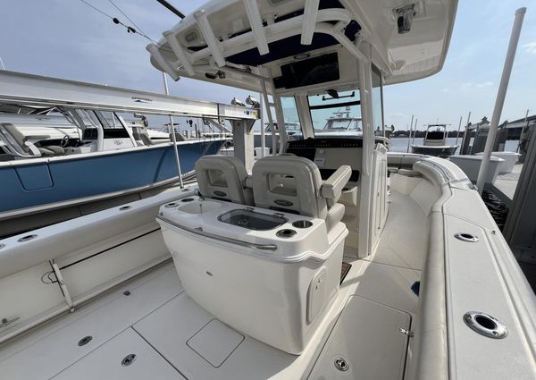 Boston Whaler 280 Outrage image