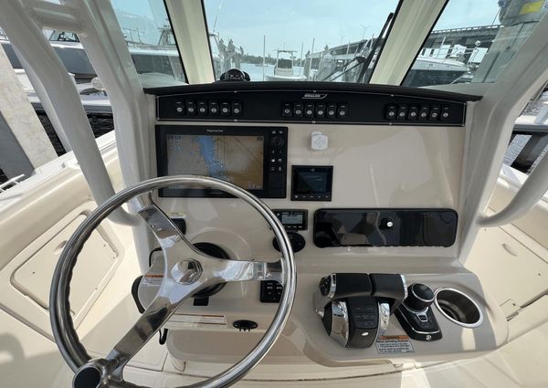 Boston Whaler 280 Outrage image