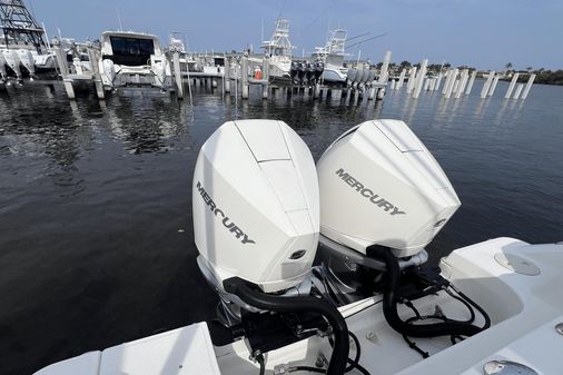 Boston Whaler 280 Outrage image