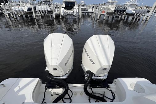 Boston Whaler 280 Outrage image