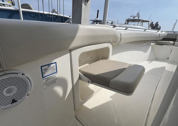 Boston Whaler 280 Outrage image