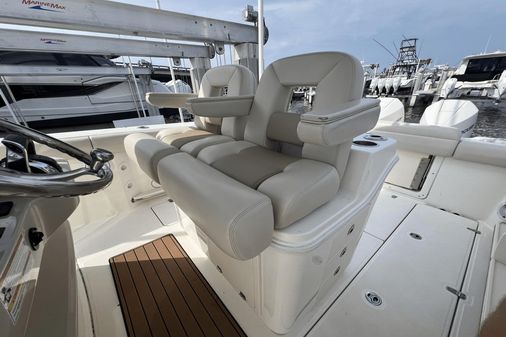 Boston Whaler 280 Outrage image