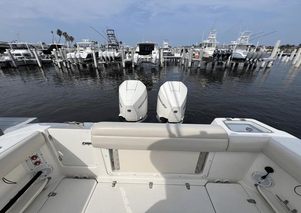 Boston Whaler 280 Outrage image