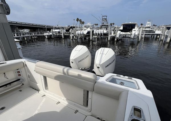 Boston Whaler 280 Outrage image