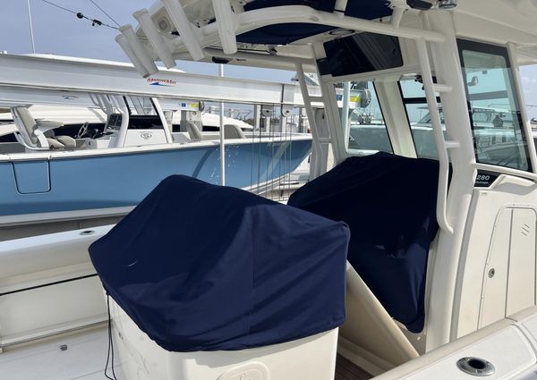 Boston Whaler 280 Outrage image