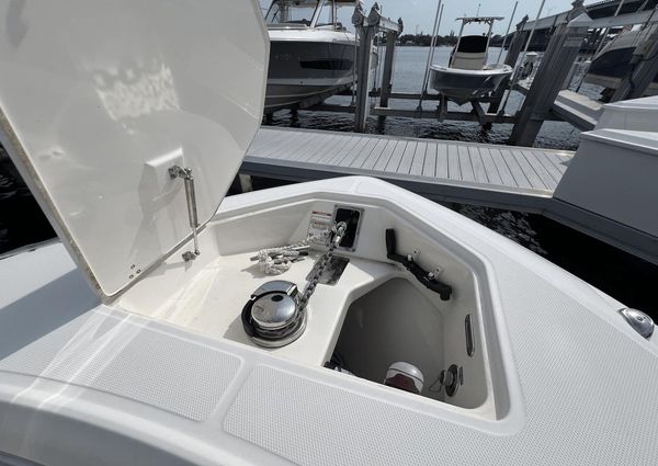 Boston Whaler 280 Outrage image