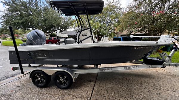 Robalo 206 Cayman 