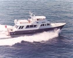 Palmer Johnson Cockpit Motoryacht 