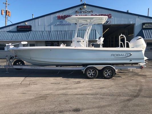 Robalo 246 Cayman - main image