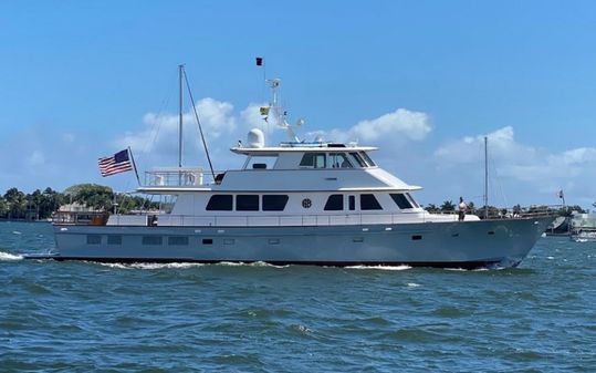 New England Boatworks Enclosed Raised Pilothouse image