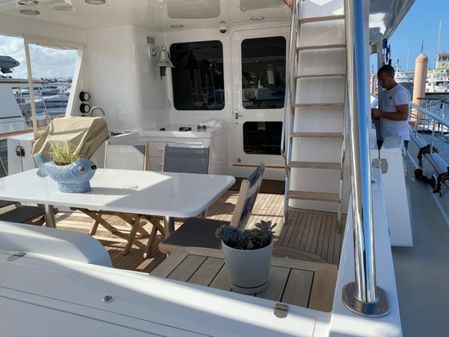 New England Boatworks Enclosed Raised Pilothouse image