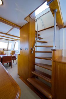 New England Boatworks Enclosed Raised Pilothouse image