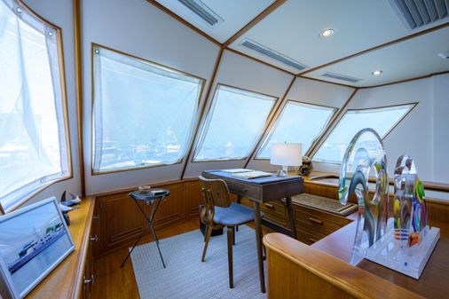 New England Boatworks Enclosed Raised Pilothouse image