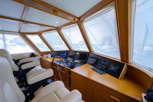 New England Boatworks Enclosed Raised Pilothouse image