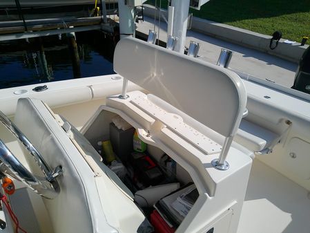 Trophy 2503 Center Console image